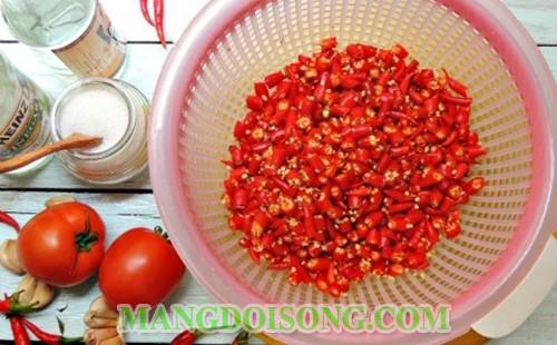Cách làm tương ớt tại nhà ngon đỏ đẹp mắt như tương ớt mua trong siêu thị 1