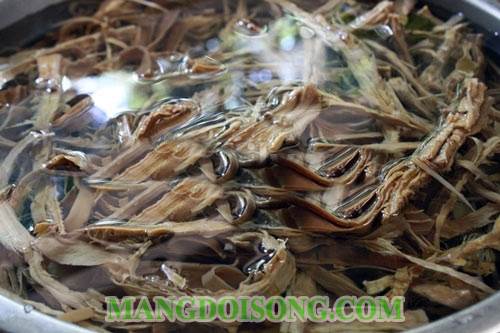 Cách làm vịt nấu măng khô ngon đúng điệu theo phương pháp truyền thống ăn vào nhớ mãi 3