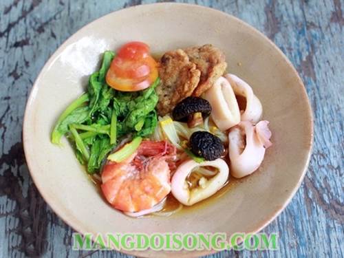 Cách nấu bún hải sản thơm ngon đặc sắc cho bữa sáng đầu tuần đầy năng lượng làm việc hiệu quả  9