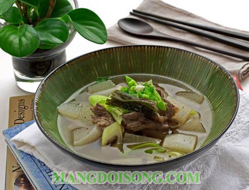 Cách nấu canh củ cải thịt bò rong biển ngon thơm mát bổ dưỡng dùng cho bữa cơm gia đình thêm ngon miệng 7