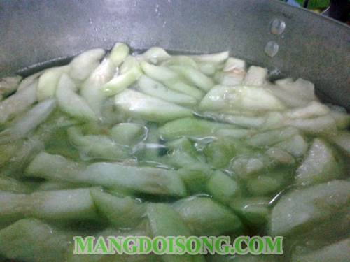 Cách nấu canh dưa hấu non chả ca ngon thơm mát đơn giản tại nhà cho ngày hè 6