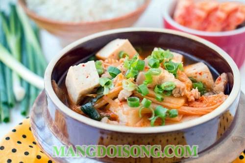 Cách nấu canh kim chi thịt ba rọi đậu hủ ngon đơn giản dùng cho bữa cơm chiều đầm ấm theo phong cách hàn quốc 7