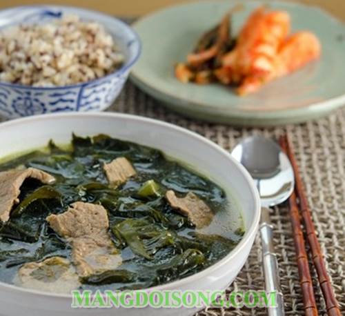 Cách nấu canh rong biển thịt bò ngon ngọt tự nhiên mang phong cách ẩm thực hàn quốc vào bữa ăn gia đình bạn 6