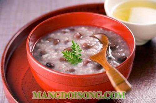 Cách nấu cháo gạo lức đậu đỏ chay ngon ngọt dùng để cúng vào ngày rằm 4