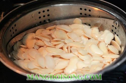 Cách nấu chè đậu ngự trân châu ngon với những hạt trân châu tím đẹp mắt tự tay mình làm 1