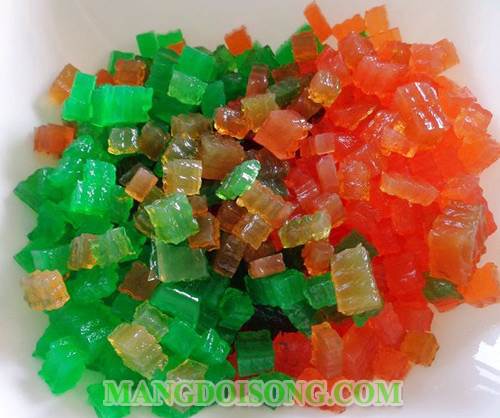 Cách nấu chè thập cẩm ngon 3 lớp nhiều màu sắc hấp dẫn dùng để giải khát vào những trưa nắng 4