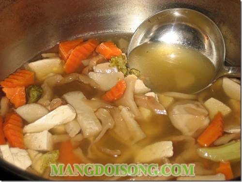 Cách nấu hủ tiếu chay thơm ngon giàu chất đạm thực vật dùng làm món ăn điểm tâm sáng ngày rằm 3