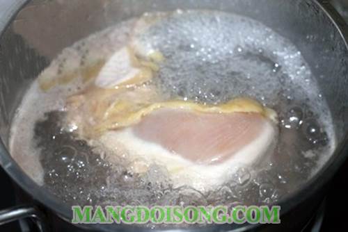 Cách nấu súp gà óc heo thơm ngon bổ dưỡng cho người vừa ốm dậy tẩm bổ lấy lại sức khỏe 3