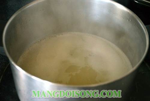 Cách nấu súp trứng đậu hà lan ngon thơm nóng hổi nhanh chóng trong 10 phút cho cả nhà thưởng thức mê say 2