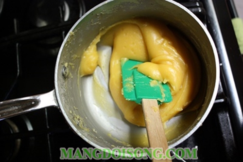 Cách làm bánh bao trứng muối sữa chảy đơn giản Thái Lan ngon xốp mịn 4