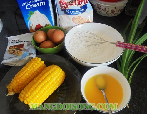 Cách làm bánh kem bắp bằng nồi cơm điện đơn giản tại nhà làm quà 8/3 ý nghĩa 1