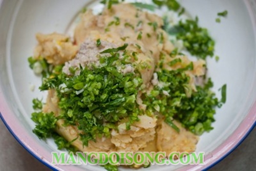 Cách làm bánh khoai tây chiên ngon giòn rôm rả cho cả nhà bữa ăn vặt tuyệt vời 5