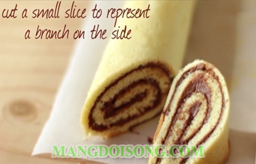 Cách làm bánh khúc cây giáng sinh opera yule log ngon đẹp mắt mang lại cảm giác ấm áp may mắn nhiều sức khỏe cho năm mới 9