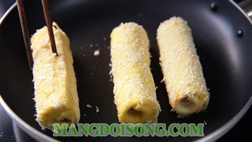 Cách làm bánh mì cuộn xúc xích thơm ngon béo ngậy làm món điểm tâm sáng ngon cho bé yêu thưởng thức8