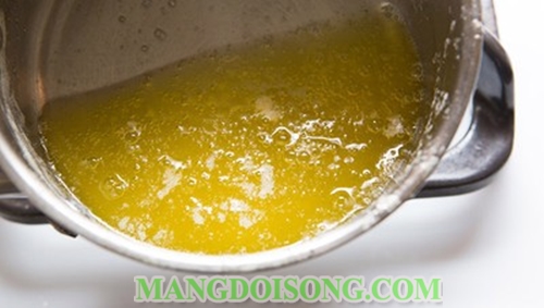 Cách làm bắp rang bơ thơm ngon như mua trong rạp chiếu phim để lâu không bị ỉu 4