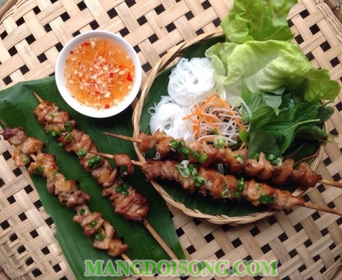 Cách làm bún thịt nướng xiên ngon ngấy ngây cho ngày cuối tuần thêm ấm áp gia đình 6