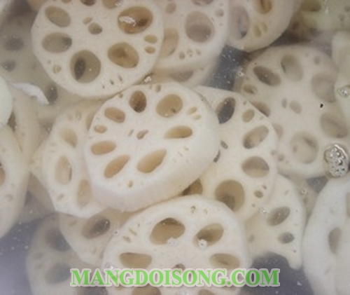 Cách làm củ sen muối chua ngọt ngon giòn cho cả bữa cơm thật thú vị 3