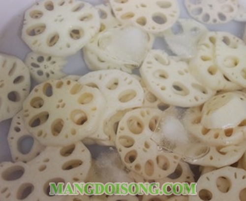 Cách làm củ sen muối chua ngọt ngon giòn cho cả bữa cơm thật thú vị 5