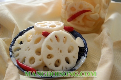 Cách làm củ sen muối chua ngọt ngon giòn cho cả bữa cơm thật thú vị 8