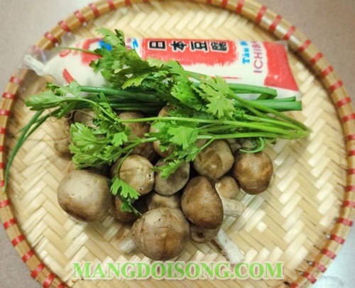Cách làm đậu hủ non sốt nấm đông cô món chay ngon lạ cho ngày rằm 1
