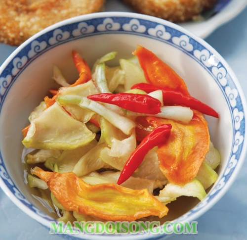 Cách làm dưa món ngon giòn chua ngọt chay mặn đều dùng được cho ngày tết 8