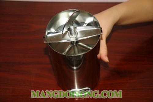 Cách làm giò lụa tại nhà ngon đơn giản bằng khuôn thủ công cho ngày tết làm quà biếu tết 10