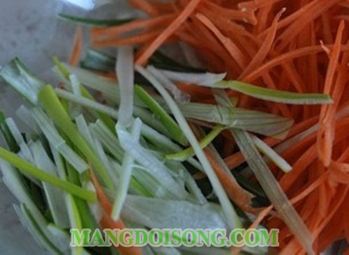 Cách làm gỏi mực chua ngọt ngon ăn vào là ghiền đơn giản tại nhà cho ông xã nhâm nhi cuối tuần 3