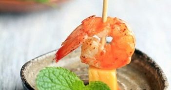 Cách làm tôm áp chảo thơm ngon đẹp mắt như nhà hàng Cách làm tôm áp chảo thơm ngon đẹp mắt như nhà hàng 6