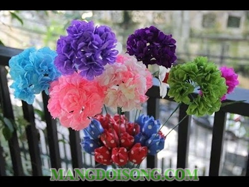 Cách làm hoa cẩm tú cầu handmade bằng giấy nhún đơn giản tại nhà tượng trưng cho lòng biết ơn và những cảm xúc chân thành 3