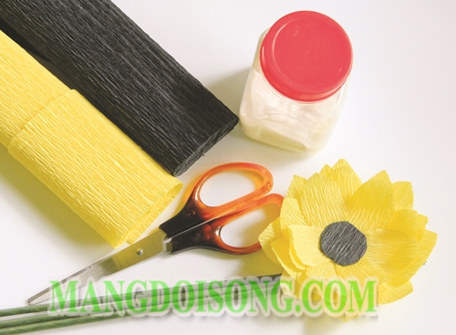 Cách làm hoa Hướng Dương handmae đẹp đơn giản tại nhà biểu tượng của tình yêu thủy chung cho cô nàng cung Sư Tử 1