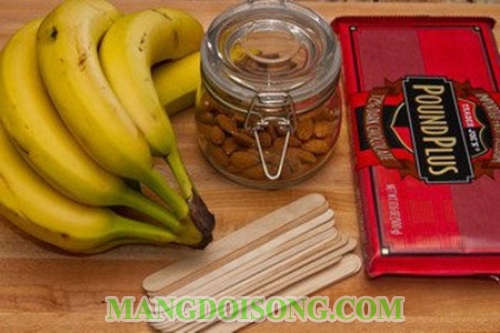 Cách làm kem chuối chocolate hạnh nhân ngon độc đáo cho bé yêu thưởng thức 1