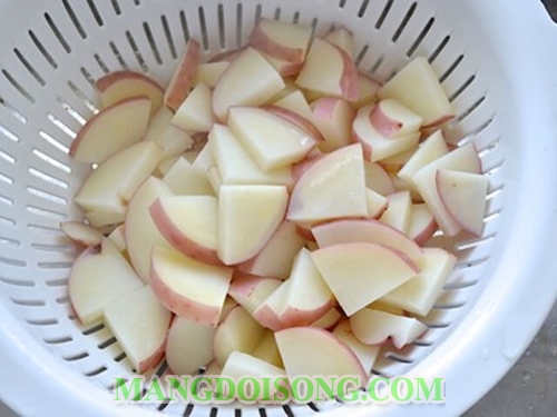 Cách làm khoai tây xào đậu đũa ngon cho bữa cơm gia đình thêm phong phú 3