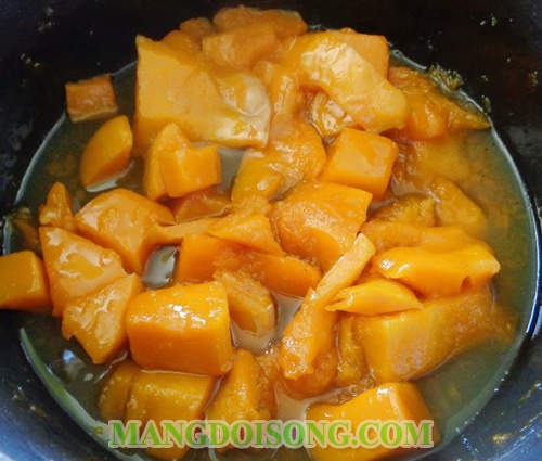 Cách làm mứt bí đỏ ngon dẻo thơm cho ngày tết 3