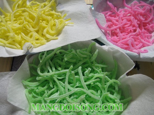 Cách làm mứt dừa ngon non dẻo sữa tươi tại nhà đơn giản cho ngày tết 7