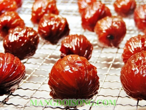 Cách làm mứt táo ta ngon màu đỏ tươi đẹp mắt cho ngày tết 9