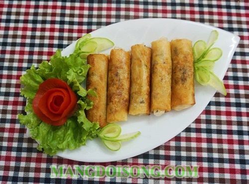 Cách làm nem rán chay ngon cho ngày rằm tháng giêng 6
