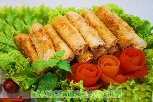Cách làm nem rán ngon giòn lâu đẹp mắt cho ngày tết 9