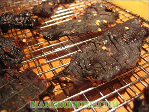 Cách làm thị bò khô miếng ngon tại nhà để ăn tết 6
