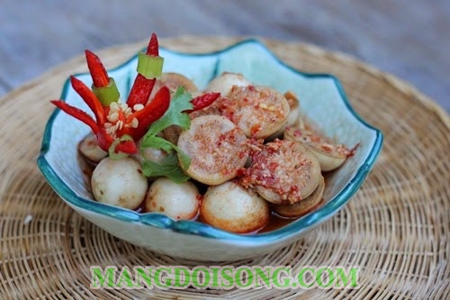 Cách muối cà pháo ngon không bị thâm ăn với mắm tôm trắng giòn để được lâu 7