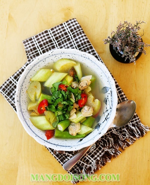 Cách nấu canh chua nghêu ngon đúng điệu chống ngán sau ngày tết 10