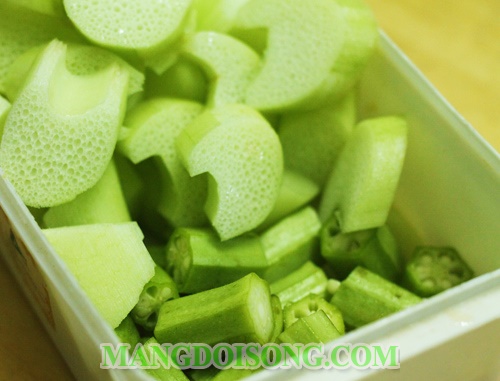 Cách nấu canh chua nghêu ngon đúng điệu chống ngán sau ngày tết 5