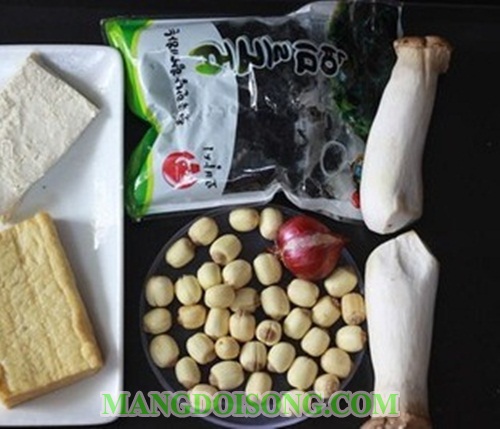 Cách nấu canh rong biển nấm đậu hủ hạt sen ngon mát bổ dưỡng cho ngày rằm thanh tịnh 1