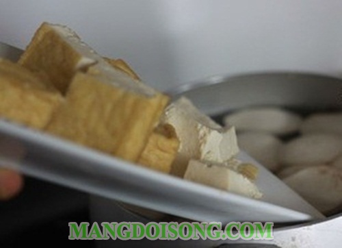Cách nấu canh rong biển nấm đậu hủ hạt sen ngon mát bổ dưỡng cho ngày rằm thanh tịnh 8