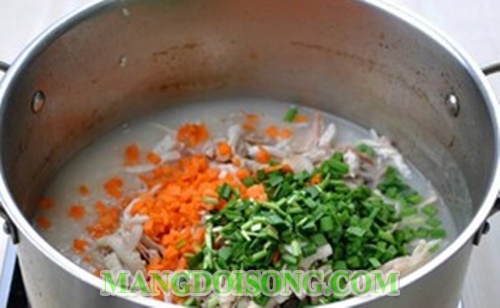 Cách nấu cháo gà ngon bổ dưỡng cho bé hay mẹ bầu dùng để bồi dưỡng sức khỏe 10