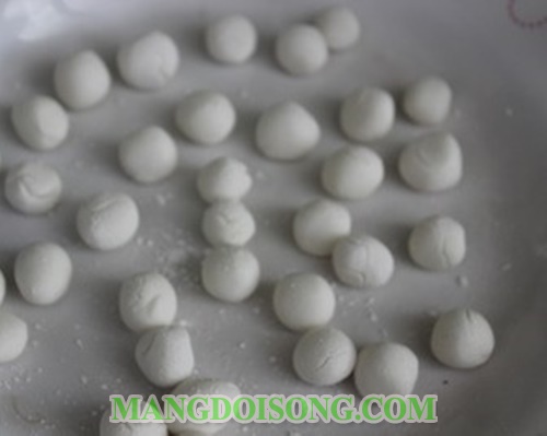 Cách nấu chè nếp lá dứa thơm ngon ngọt ngào dùng làm món tráng miệng hay món ăn vặt ngon 4