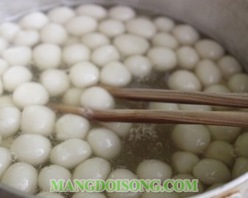 Cách nấu chè nếp lá dứa thơm ngon ngọt ngào dùng làm món tráng miệng hay món ăn vặt ngon 8