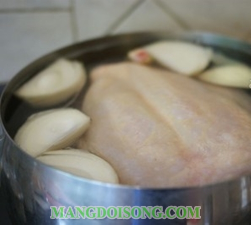 Cách nấu cơm gà hội an ngon đúng điệu theo phương pháp truyền thống của người hội an xưa 6