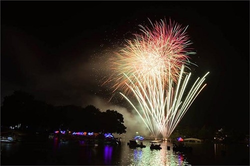 Thời gian địa điểm bắn pháo hoa tết dương lịch 2016 trên khắp cả nước 5