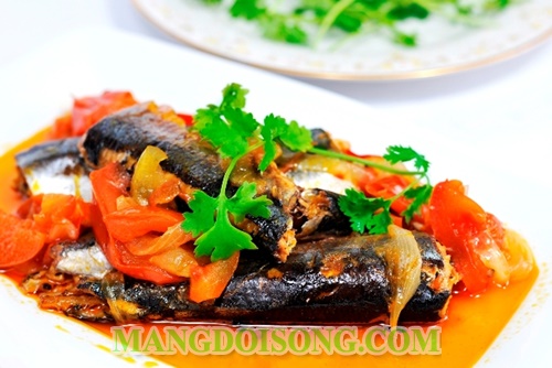 Cách kho cá thu nhật ngon với cà chua đậm đà cho bữa cơm gia đình 6