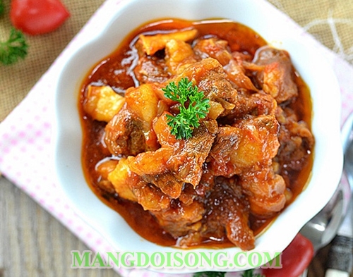Cách kho thịt bò ngon mềm thơm nức mũi hấp dẫn ngày thu 9